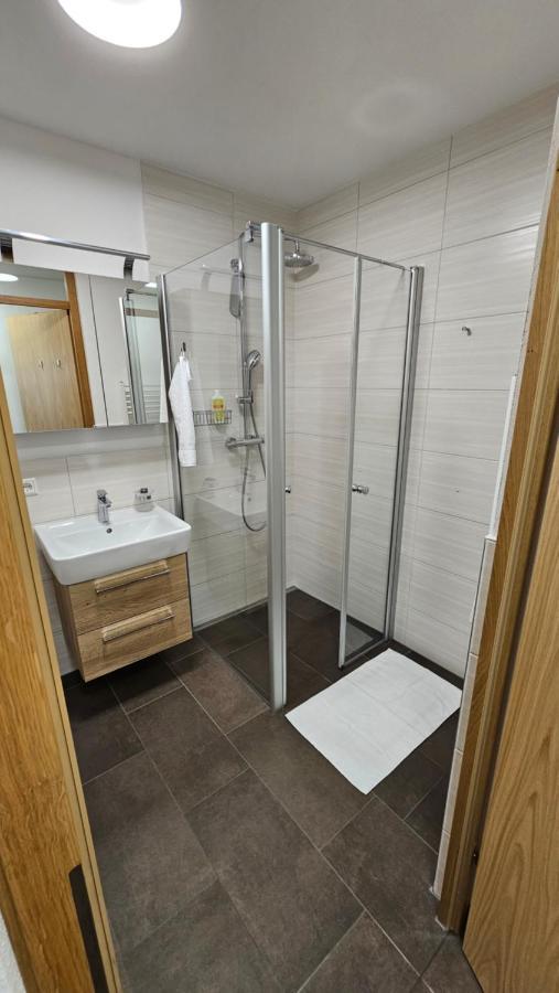 Ferienwohnung Im Glockenziel 엥겐 외부 사진